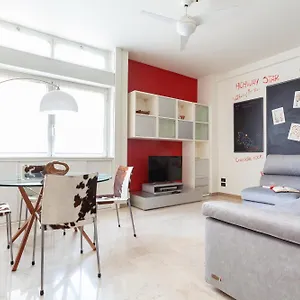 plinio48-apartment-modern-and-elegant.it-lombardy.com/
